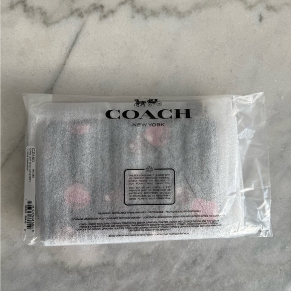 Coach Corner Zip Wristlet In Signature Canvas With Cherry Print - Picture 4 of 6